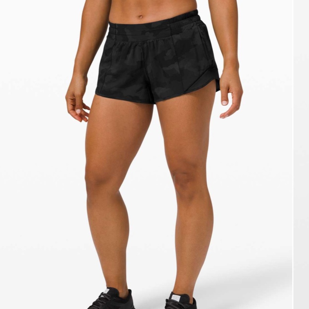 Hotty Hot 2.5in low rise shorts